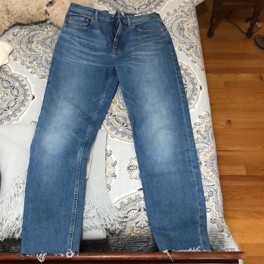 Everlane the original cheeky Raw hem jeans